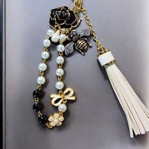 SALE!! Elegant Gold, Pearl and Enamel Handbag Charm/Keychain--New